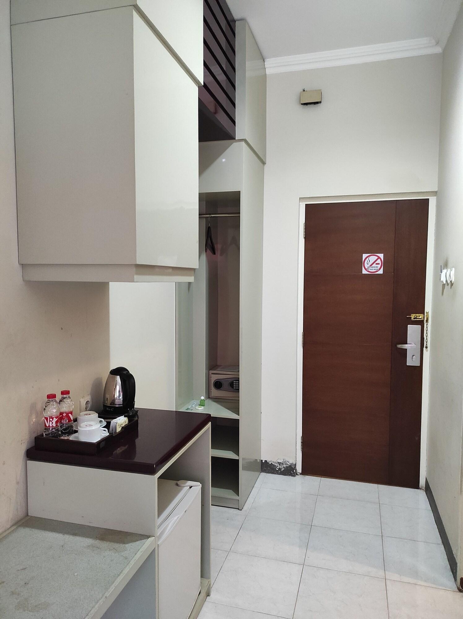 Hotel Orlen Yogyakarta Exterior foto