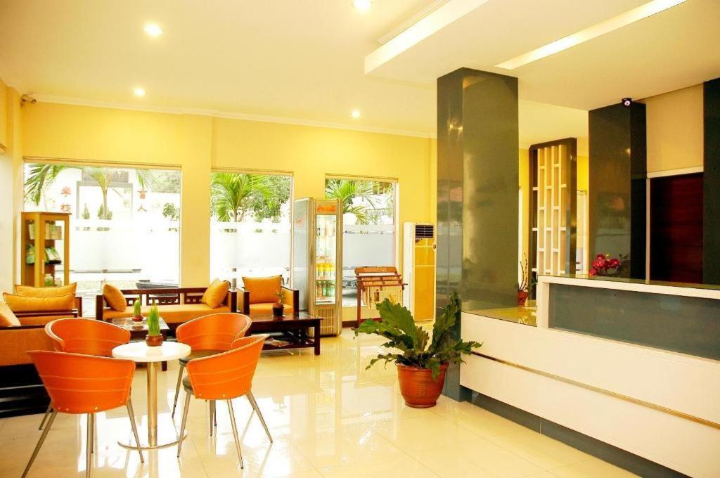 Hotel Orlen Yogyakarta Exterior foto