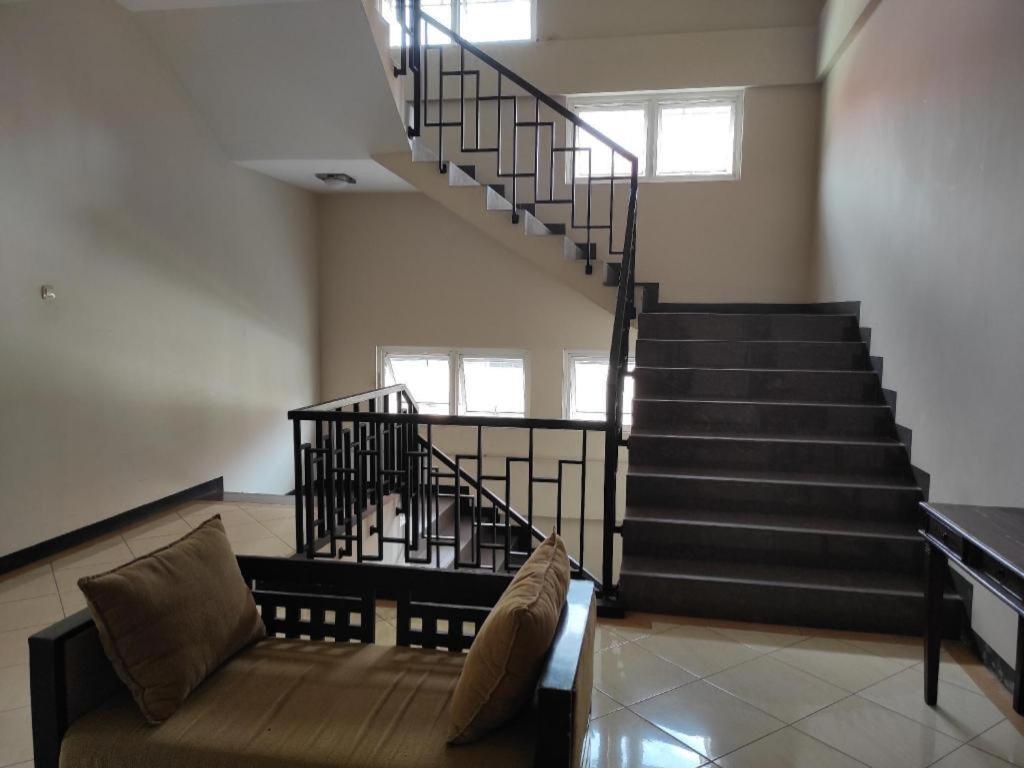 Hotel Orlen Yogyakarta Exterior foto